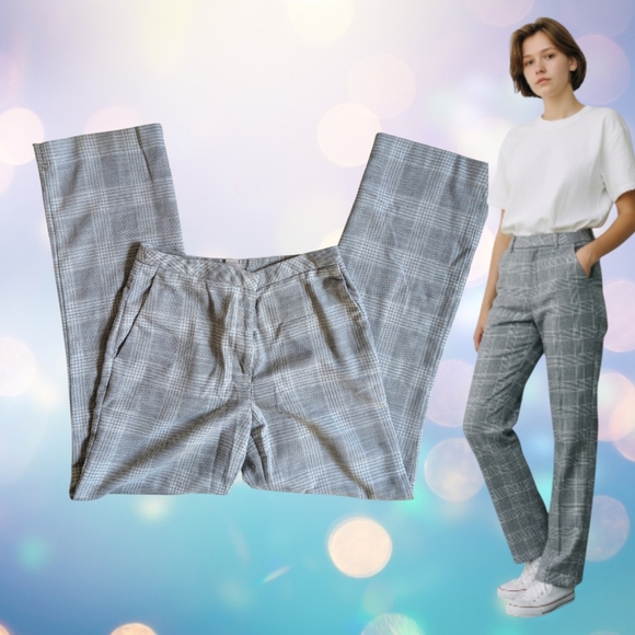 H&M Pants - H&M Grey Plaid Trousers Size 6 - Classic Style